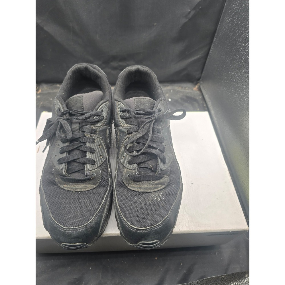 Running shoes